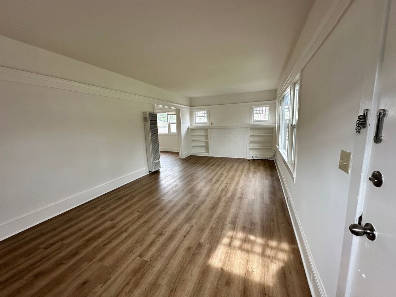 2500 Grant St - Photo 7 of 12