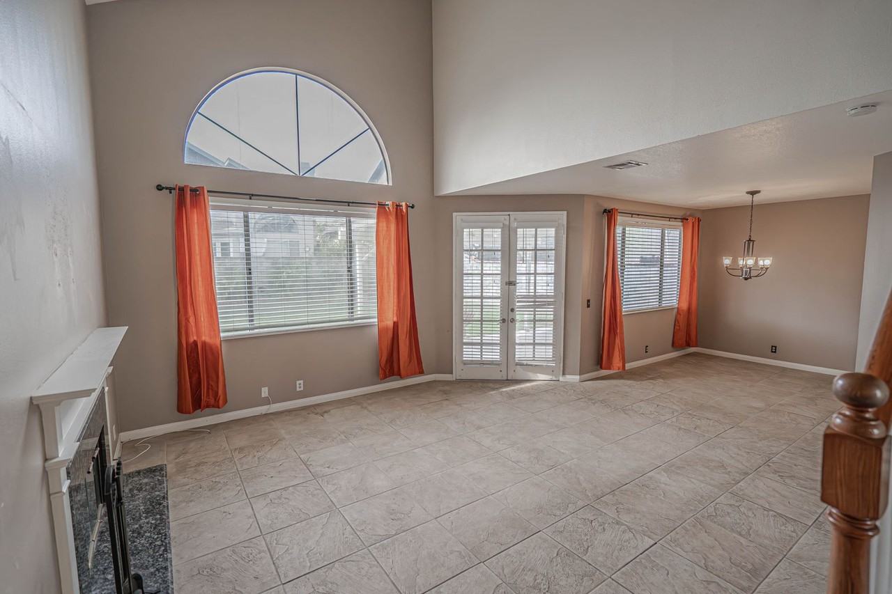 22814 Fir Ct - Photo 5 of 25