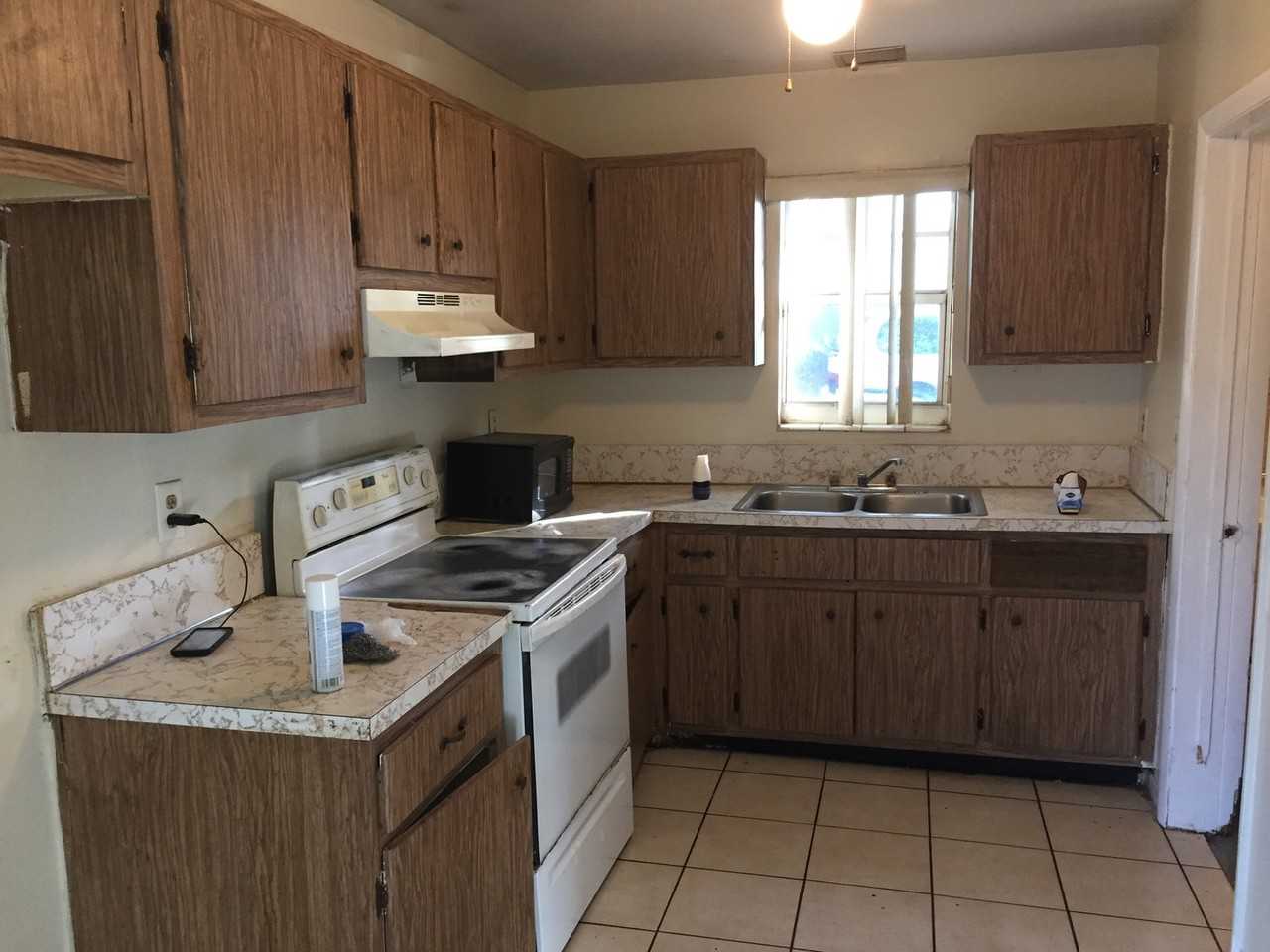 1806 Nw 14th Ave - Photo 6 of 22