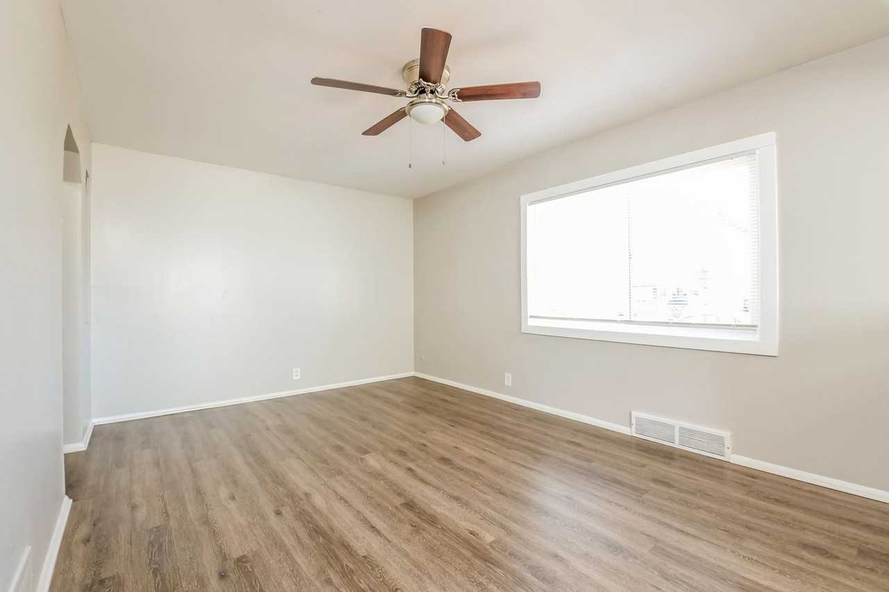 941 S Alcott St - Photo 3 of 20