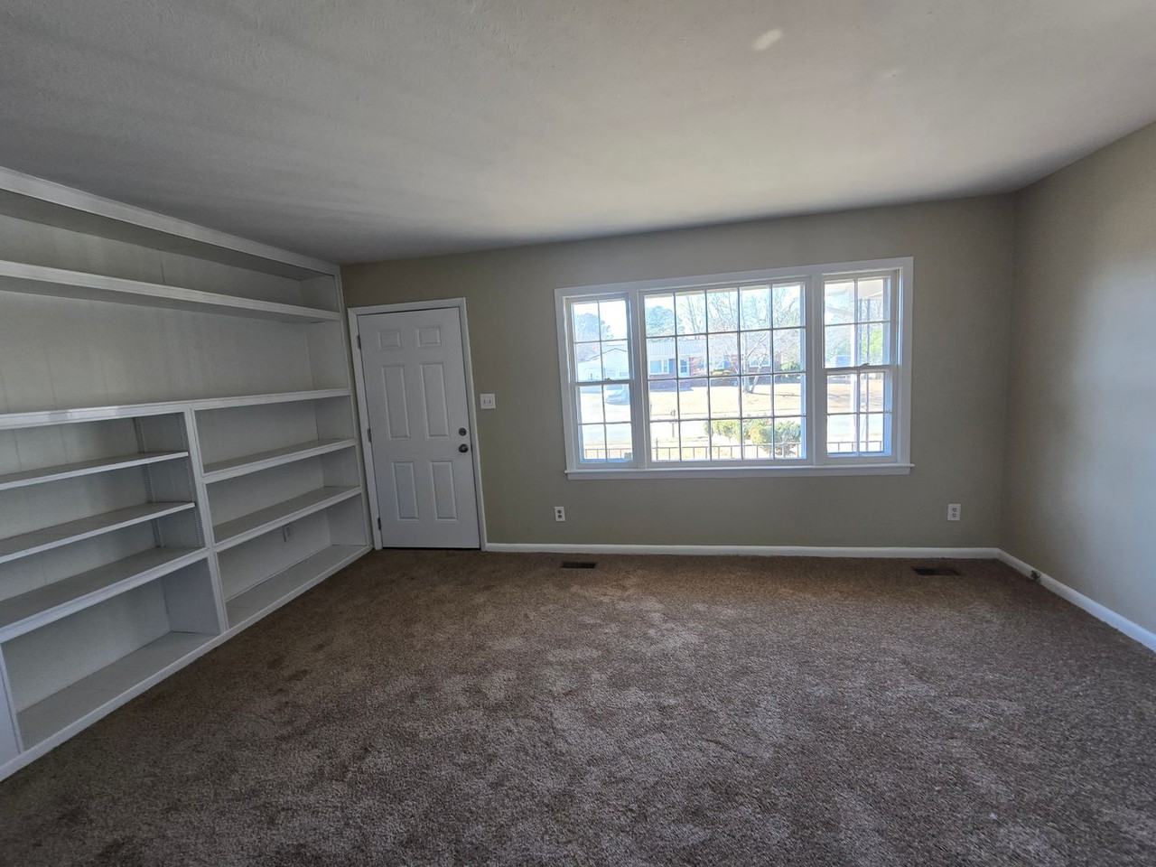 5462 Plateau Rd - Photo 7 of 9