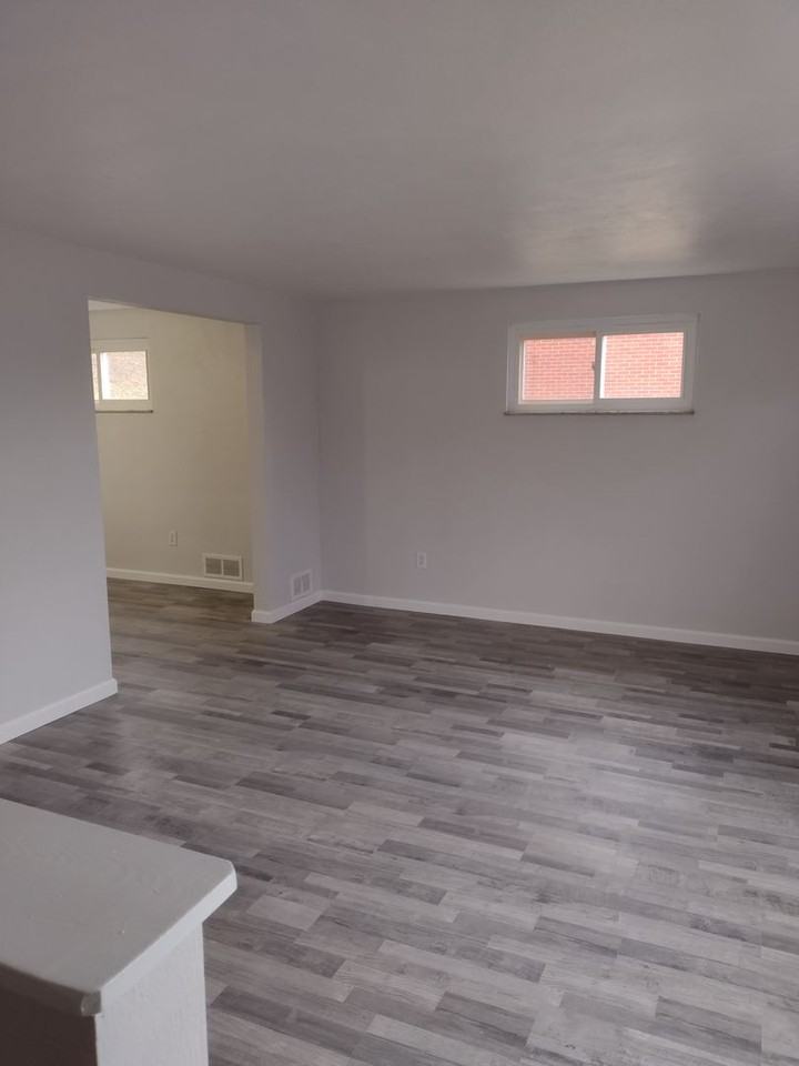 3050 Canbet Dr - Photo 6 of 23