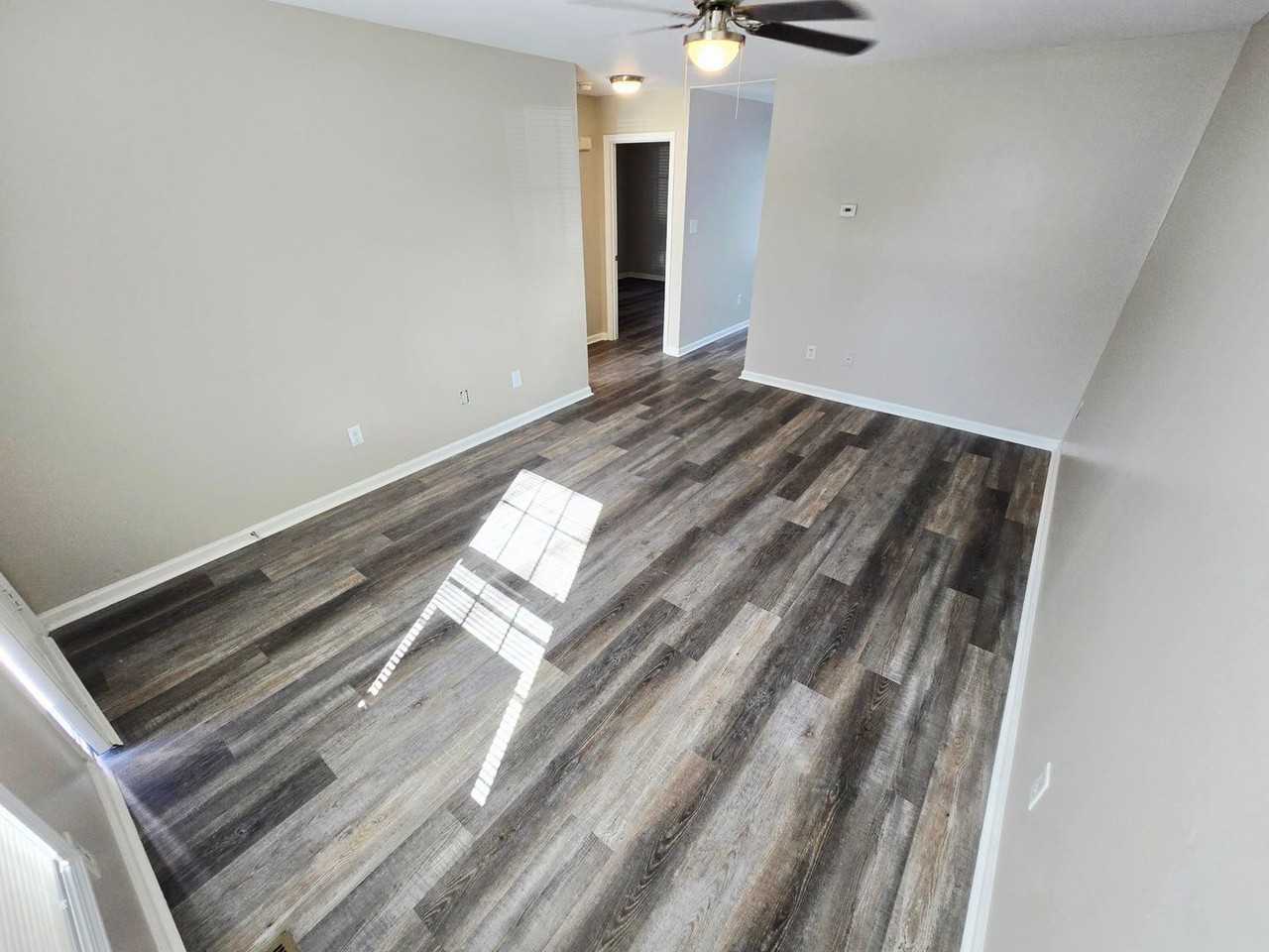 1016 Washington St #D - Photo 2 of 10