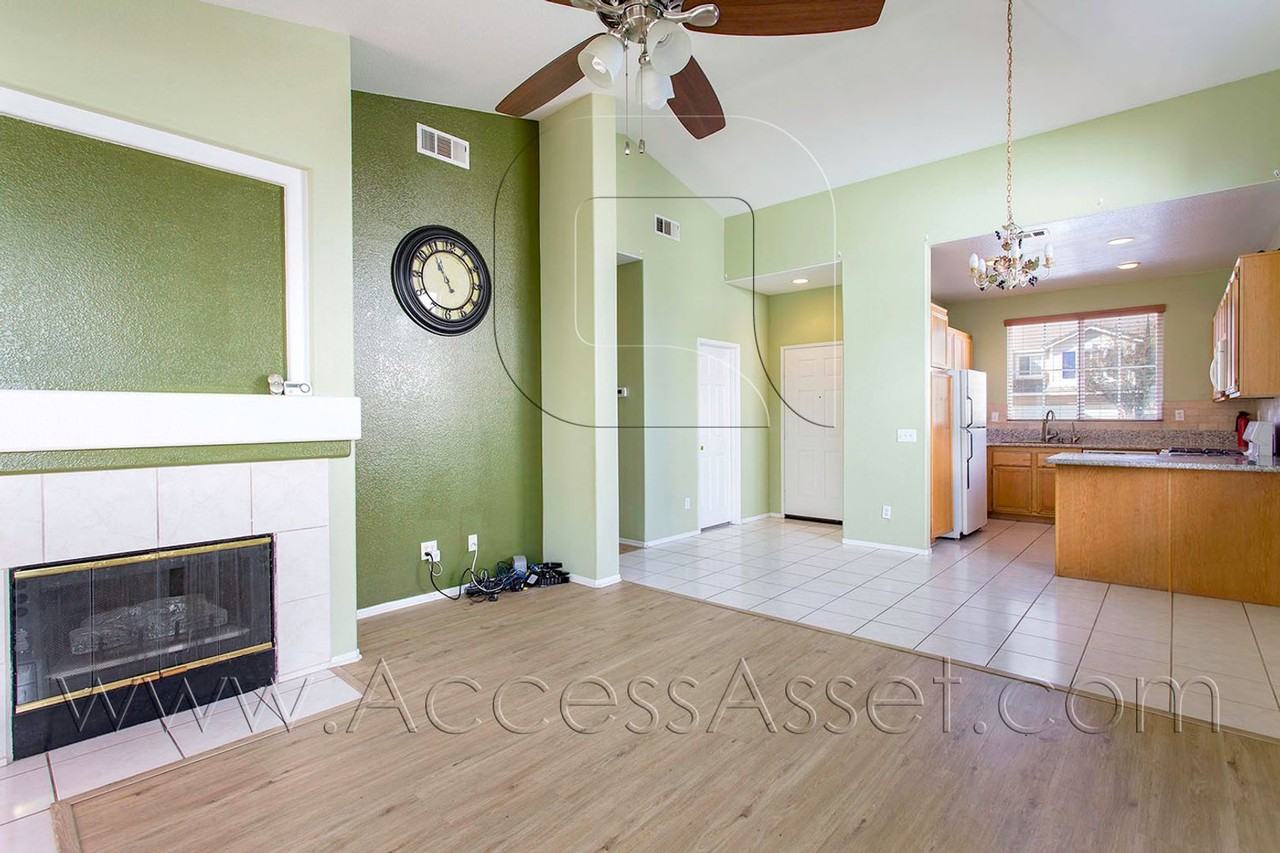 769 Shaffer St - Photo 6 of 21