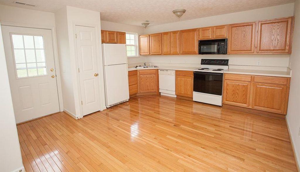 196 Emerson Ln - Photo 6 of 12