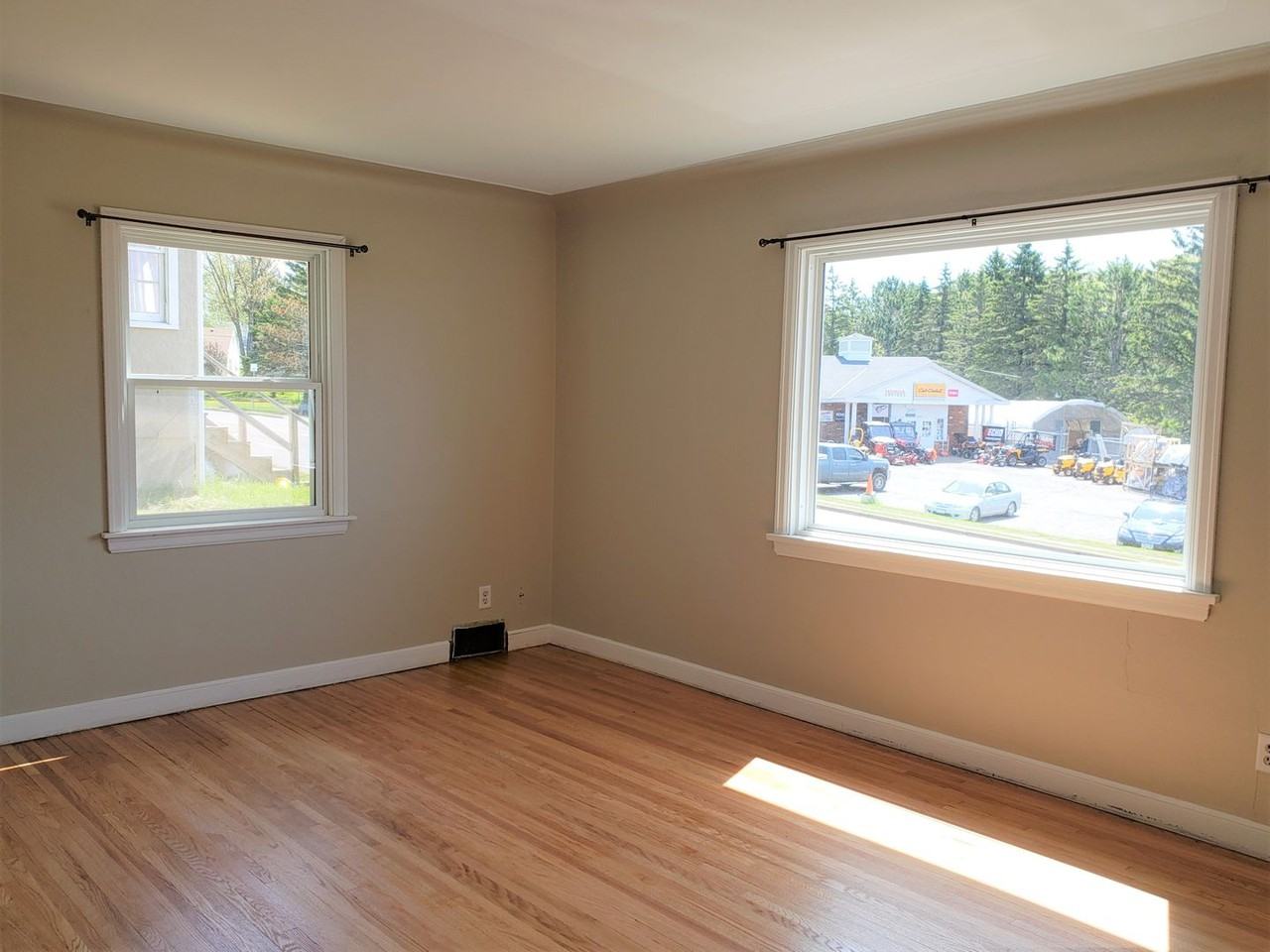 4119 Woodland Ave - Photo 7 of 35