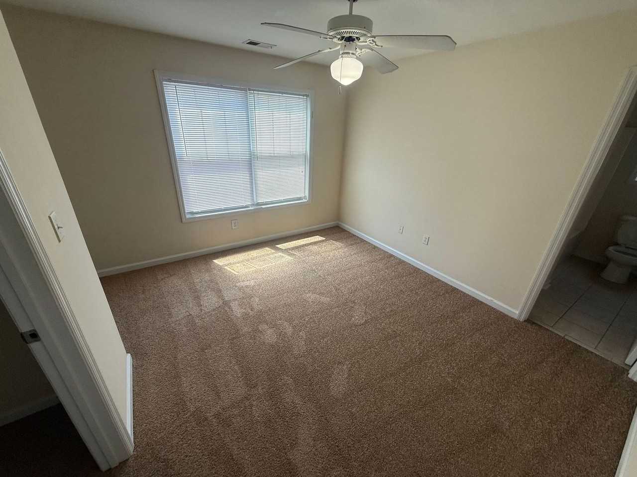 130 Magnolia Bluff Dr - Photo 6 of 14