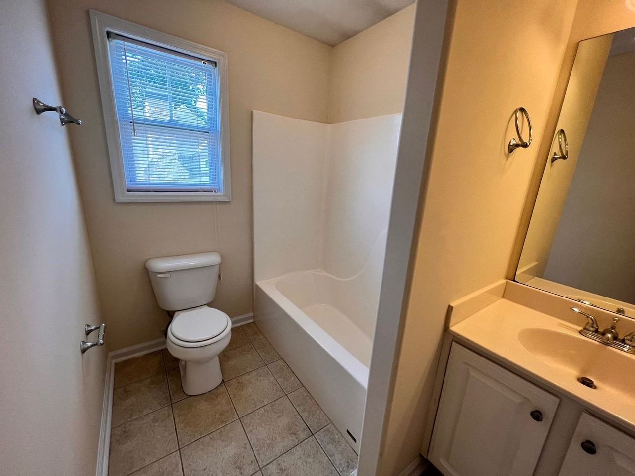 130 Magnolia Bluff Dr - Photo 7 of 14