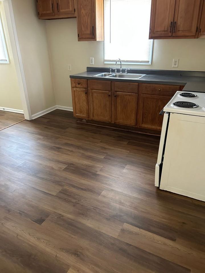 734 Ferndale Ave - Photo 6 of 14