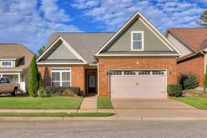 featured image of 1011 Barrett Dr