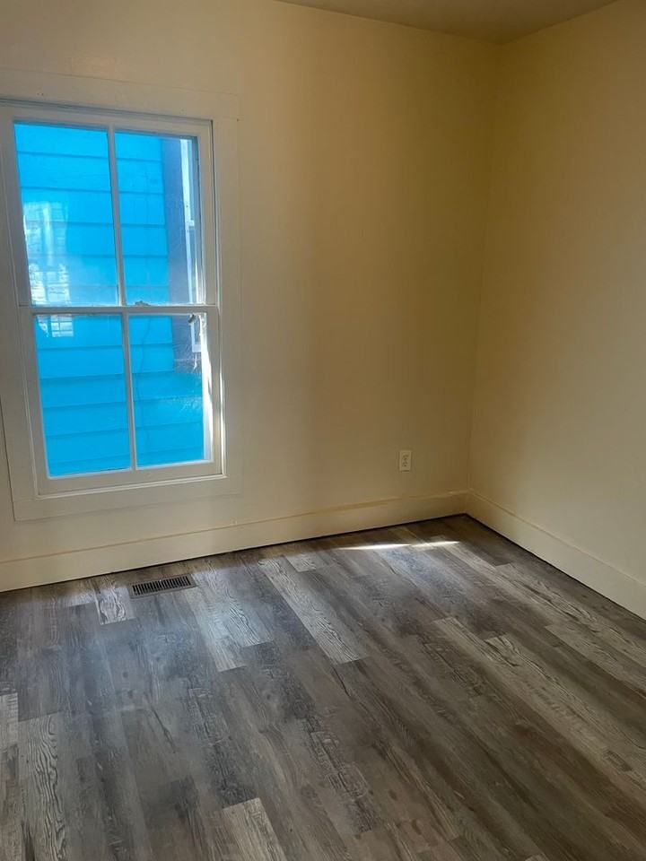 229 Cansler Ave - Photo 5 of 16