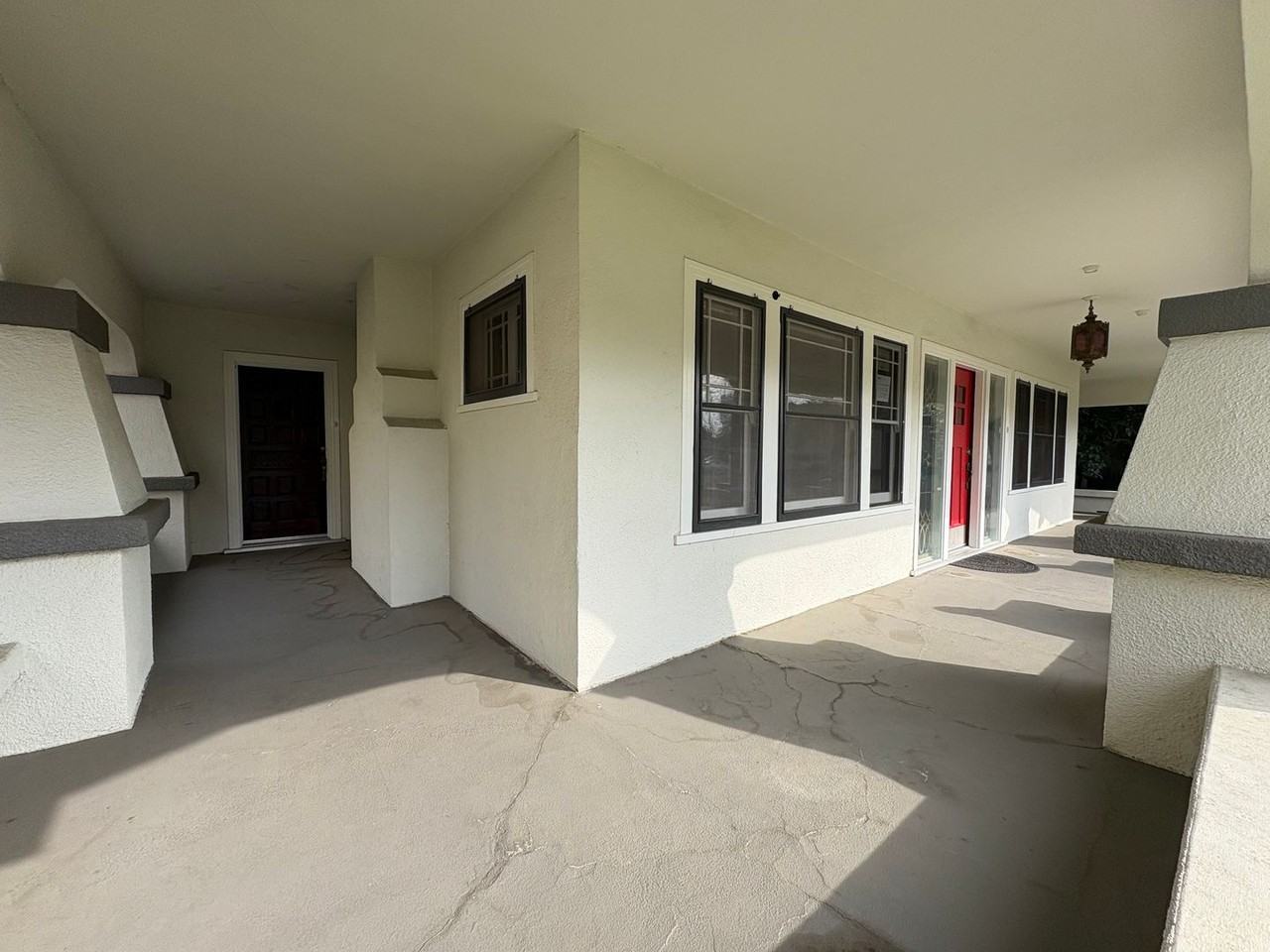 1410 W Main St - Photo 3 of 50