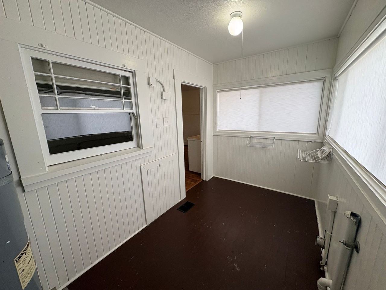 1410 W Main St - Photo 5 of 50