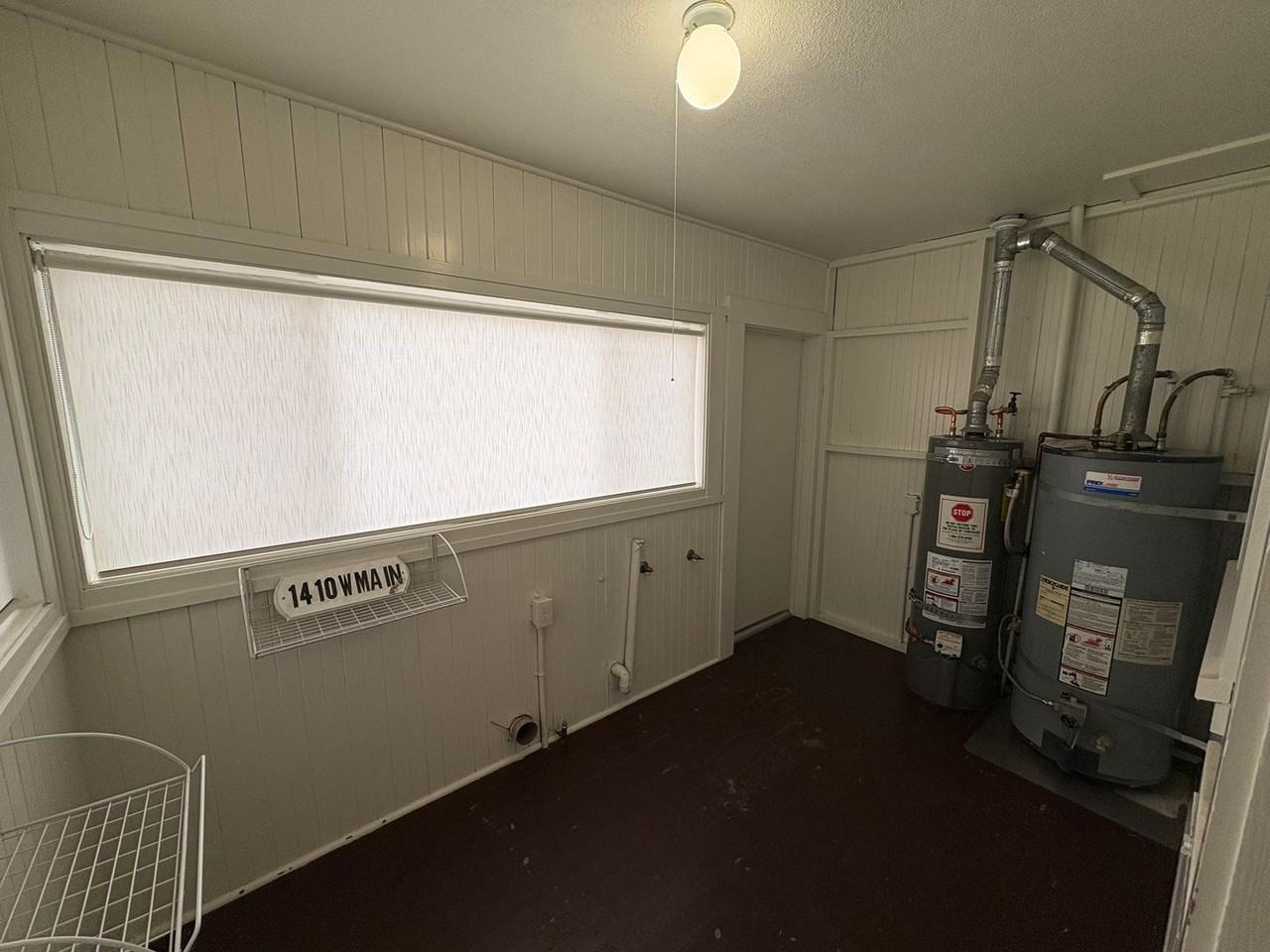 1410 W Main St - Photo 6 of 50