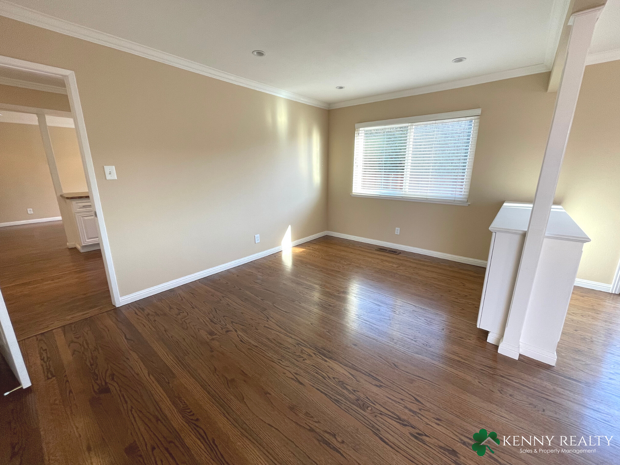 285 Curlew Ct - Photo 7 of 32