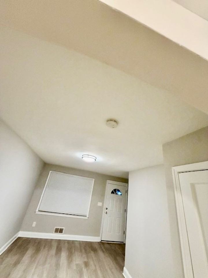 3607 Lyndale Ave - Photo 7 of 15