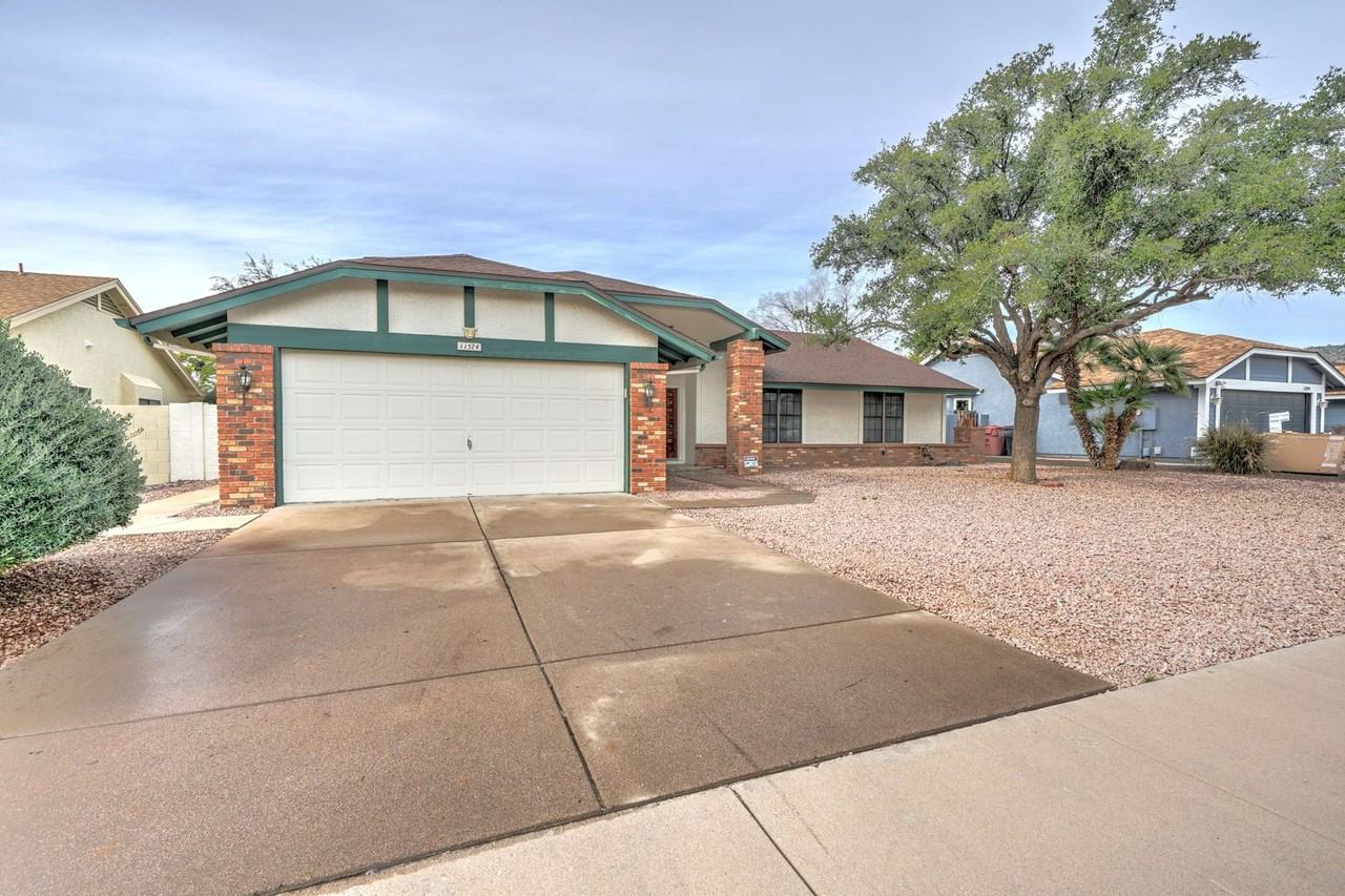 11574 N 109th St - Photo 4 of 32