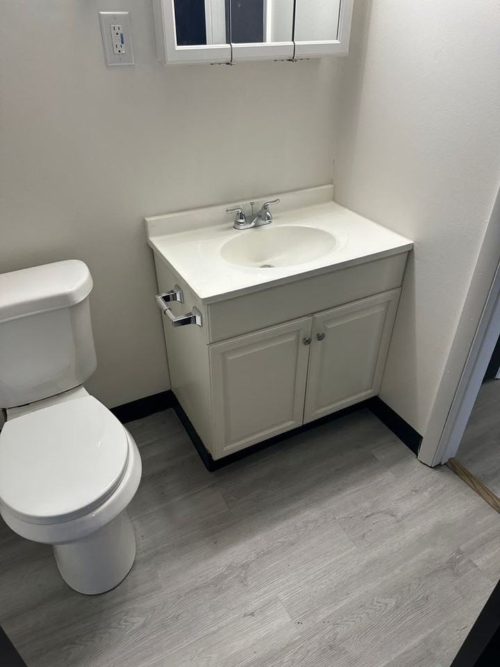 12 Southwoods Ave - Photo 3 of 7