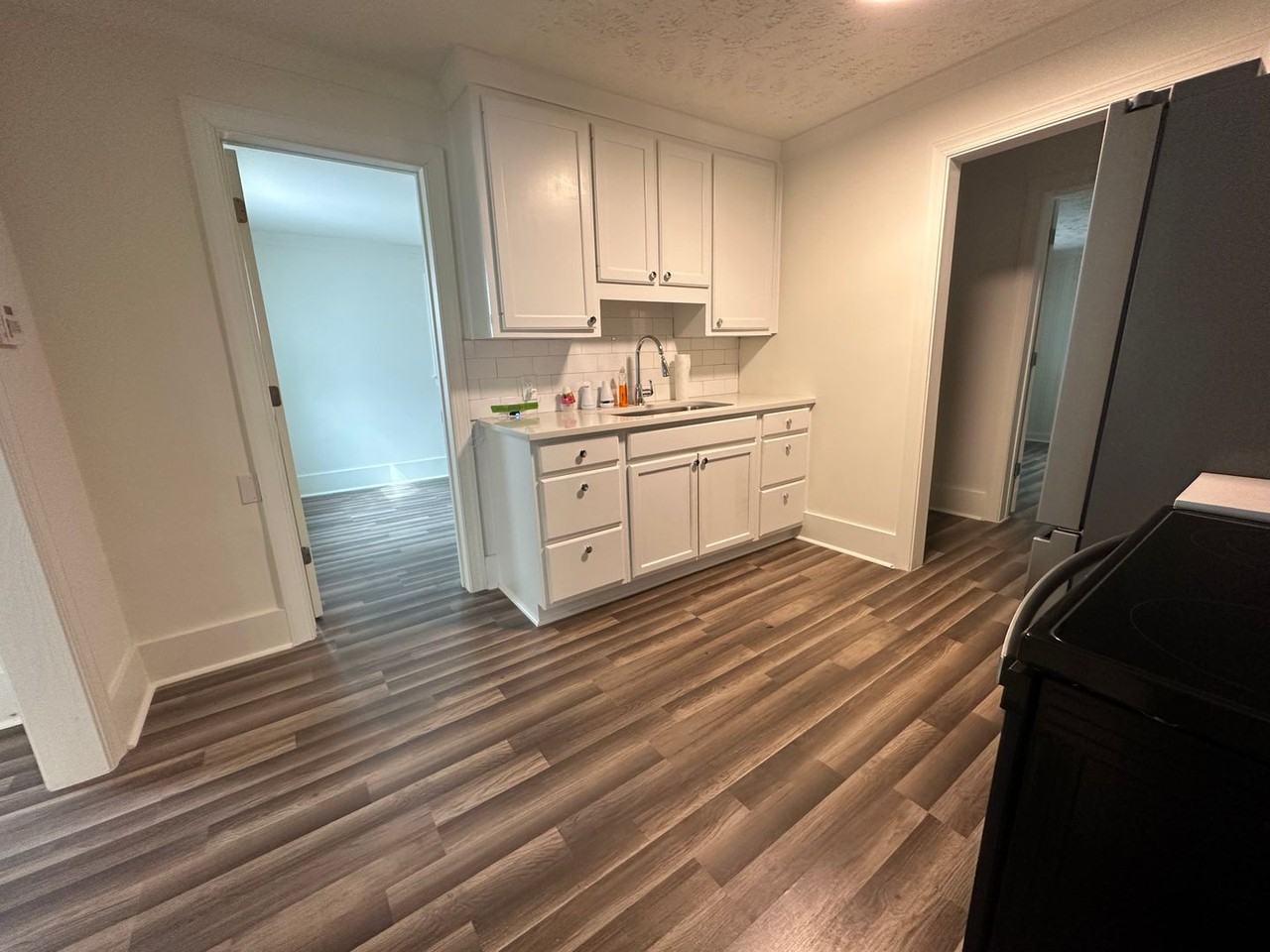 1814 Newark Ave - Photo 6 of 21