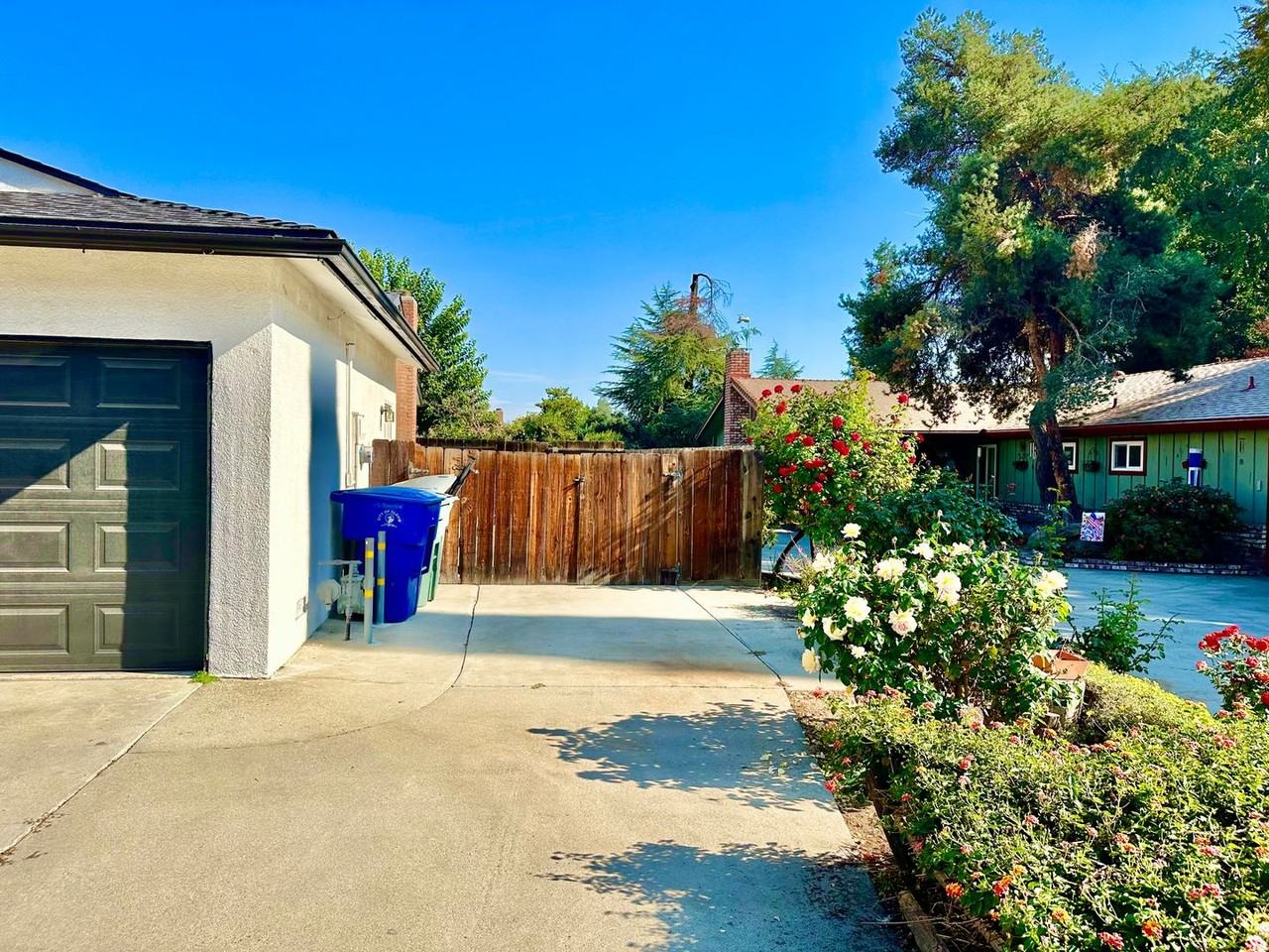 1545 Sunnyside Ave - Photo 2 of 26