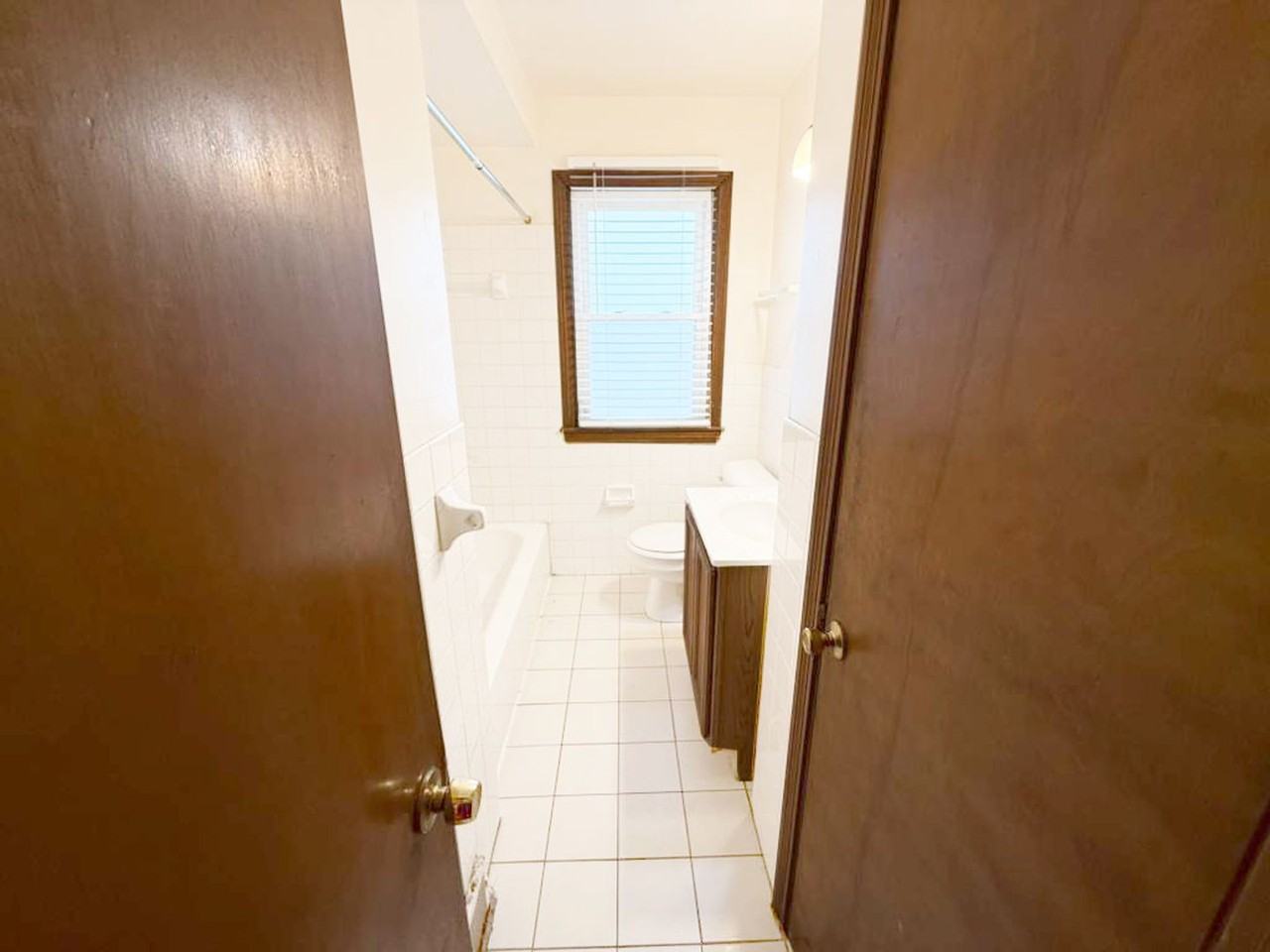 9401 Park Heights Ave - Photo 3 of 18