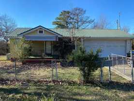 3724 S 11th St - Photo 1 of 1