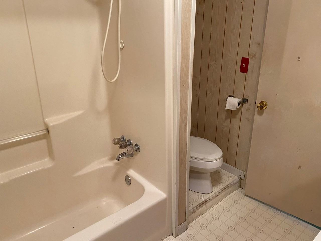 3724 S 11th St - Photo 5 of 6