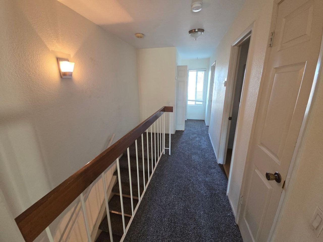 960 South Ave - Photo 5 of 26