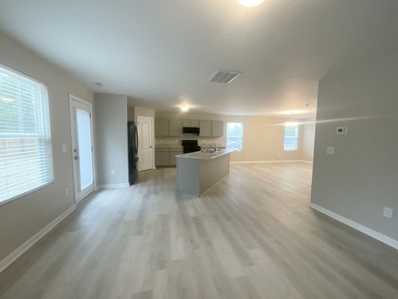 153 153 Mildred Way Rd - Photo 4 of 13