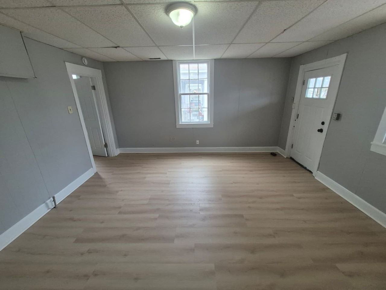 3106 Rogers St - Photo 3 of 11