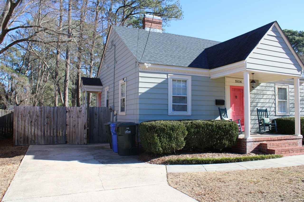 1804 Anderson St Nw - Photo 3 of 19