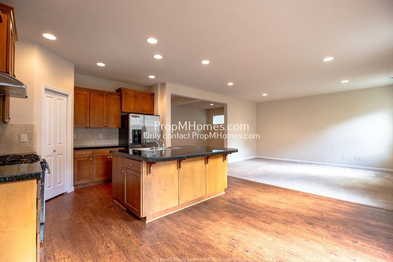 15168 Se Granite Dr - Photo 6 of 31