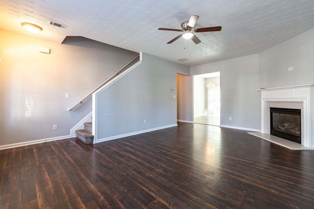 1557 Park Grove Dr - Photo 6 of 30