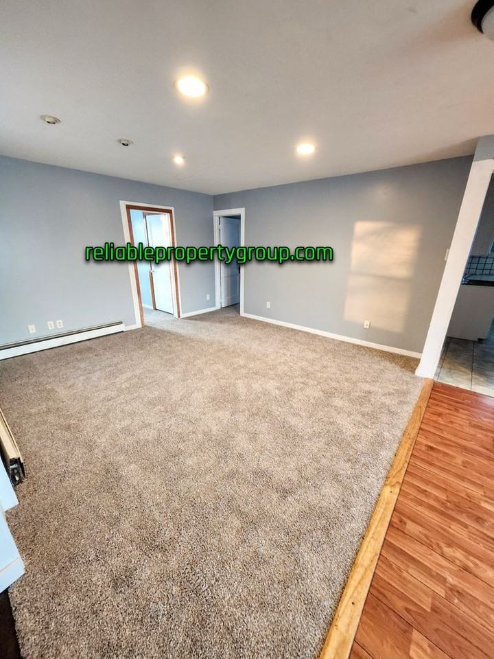 1814 W Till Rd - Photo 3 of 12