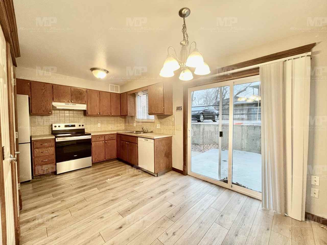 1628 Azalea Dr #3 - Photo 5 of 16