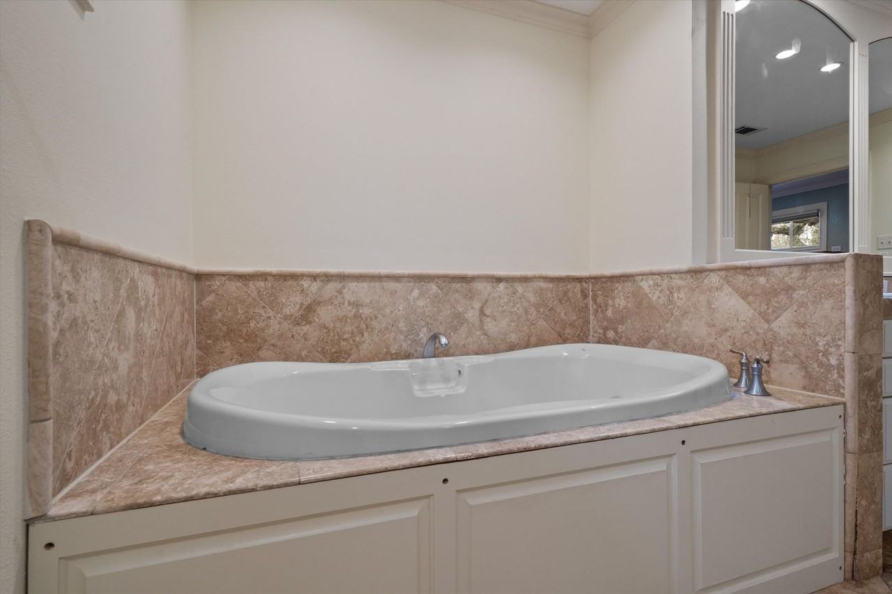 2711 Mountain Laurel Dr - Photo 6 of 44