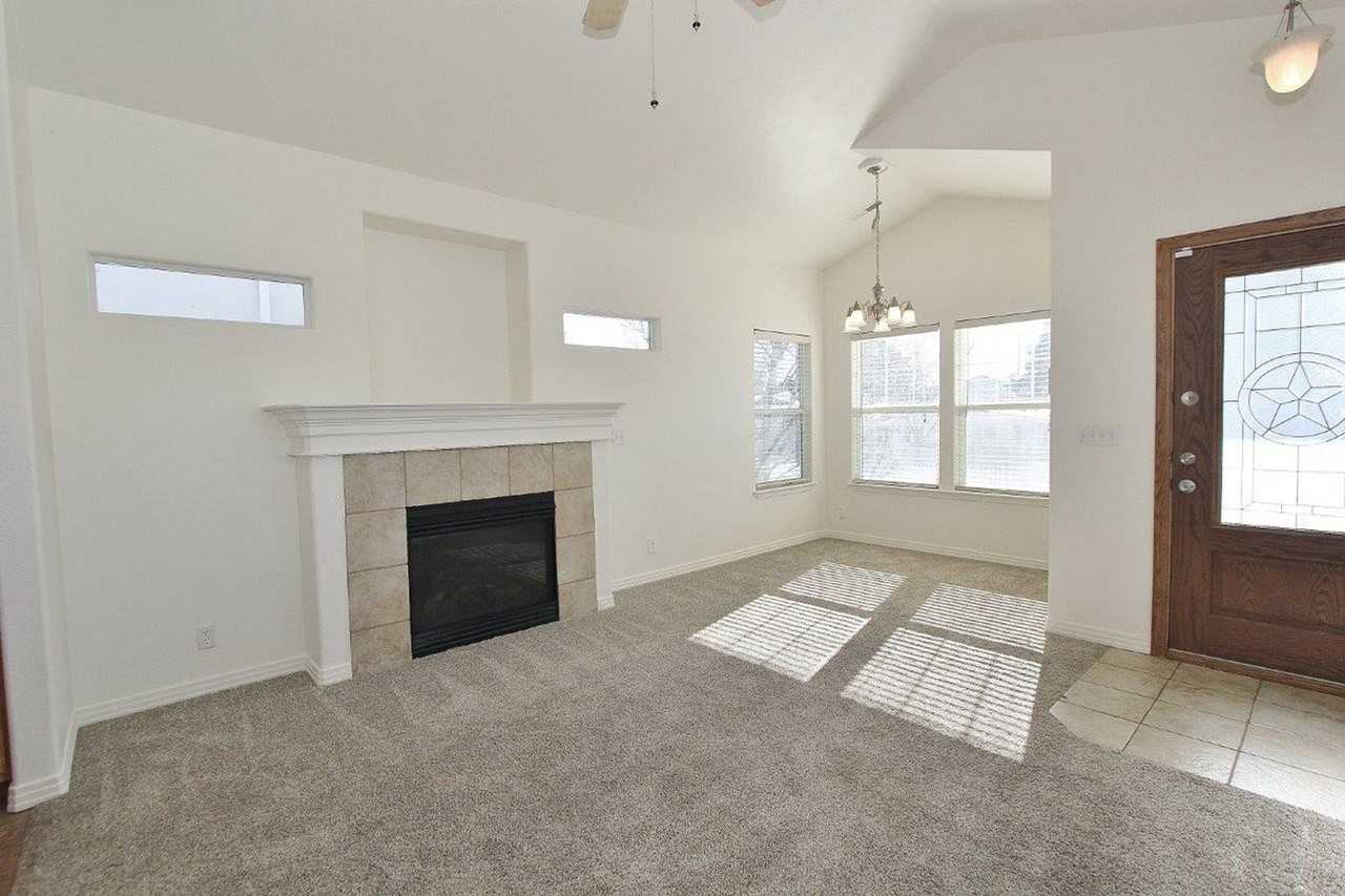 718 W Richmond St - Photo 6 of 25