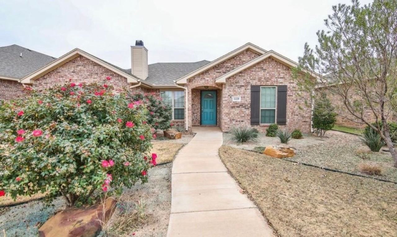 5229 Itasca St - Photo 2 of 16