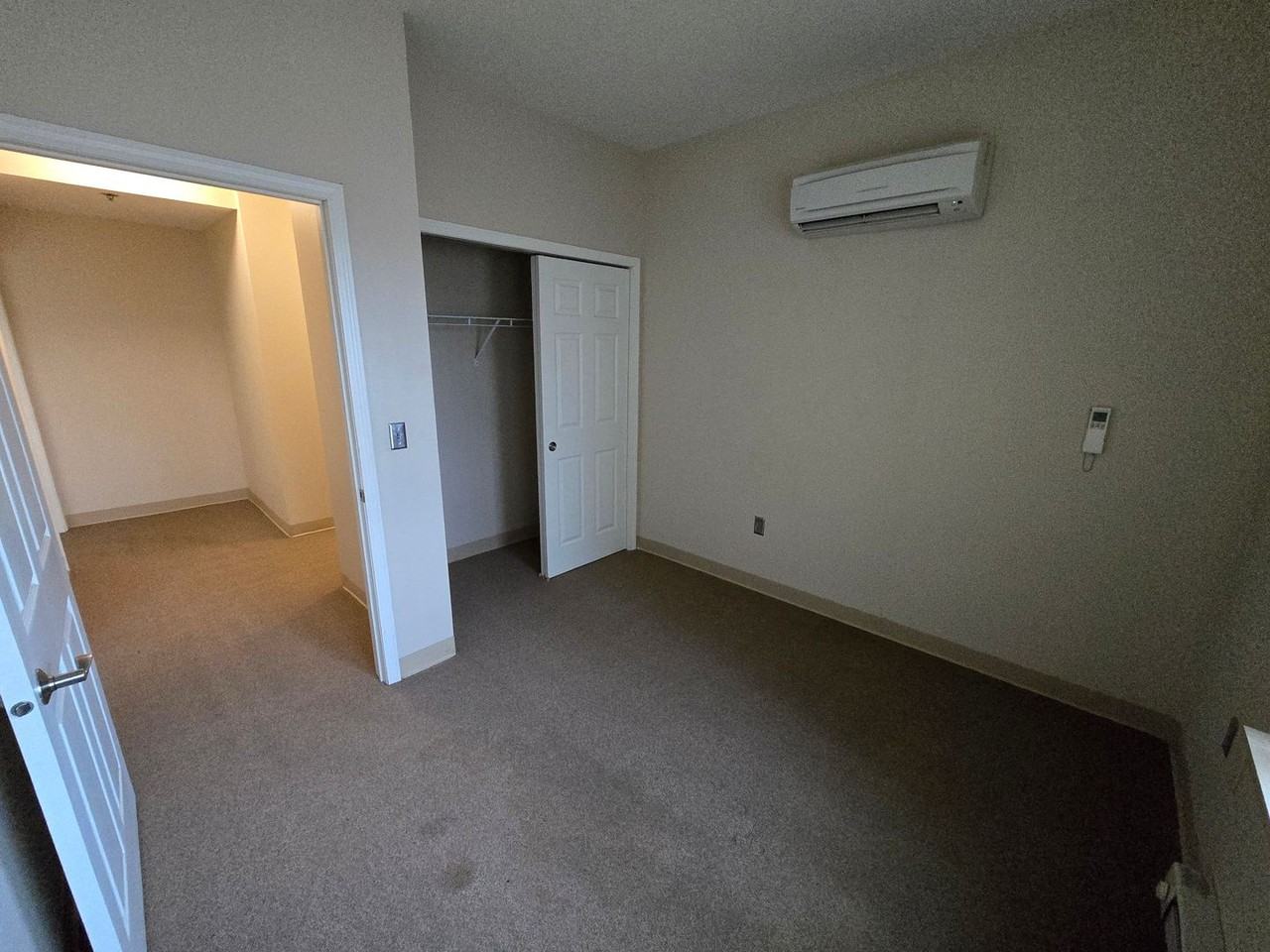 Plains - Murray Hall Apartments - Photo 4 of 9