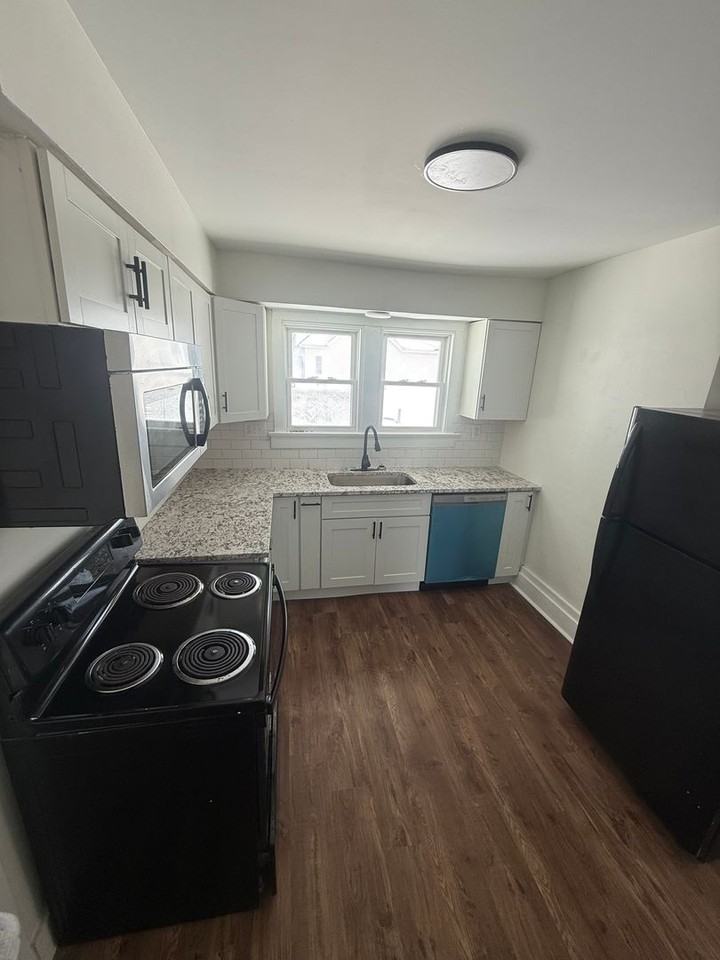 E 4th Ave - Photo 3 of 23