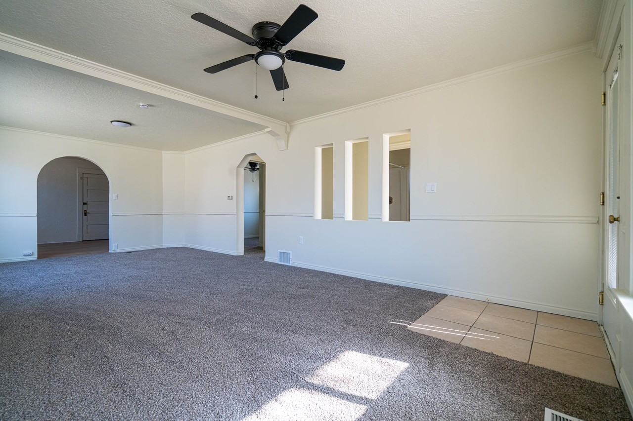 Spacious & Updated 5 Bed Home in Prime Ogden Location - Photo 2 of 27