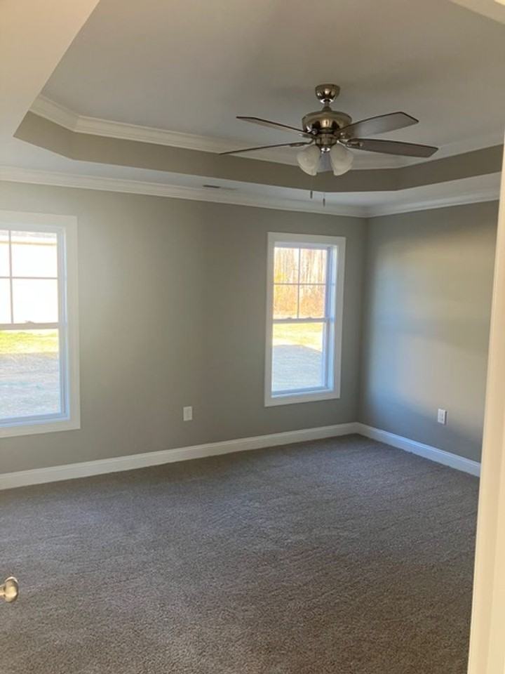 5243 Castlewood Dr - Photo 6 of 10