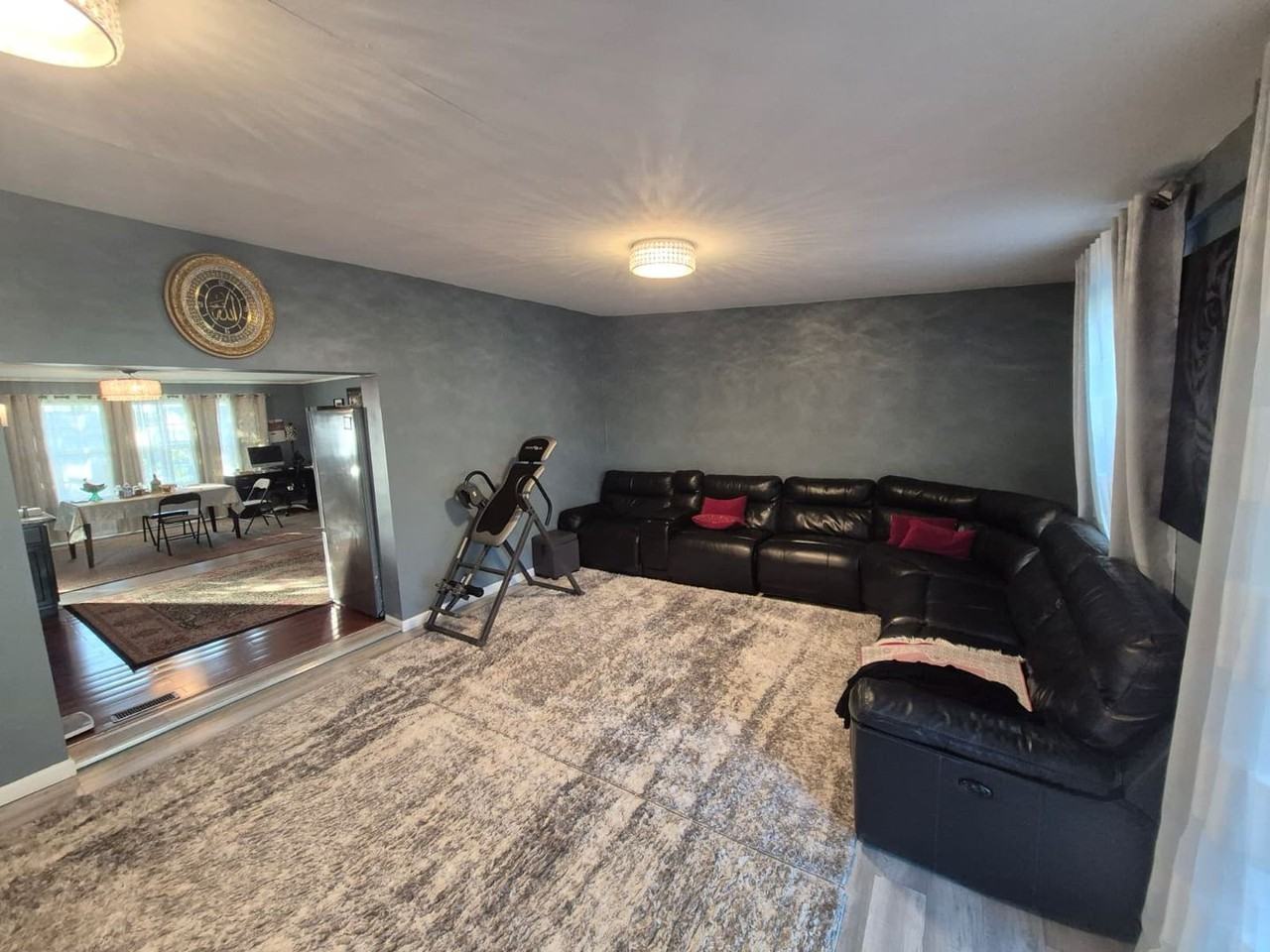 65 Miriam Dr - Photo 4 of 22