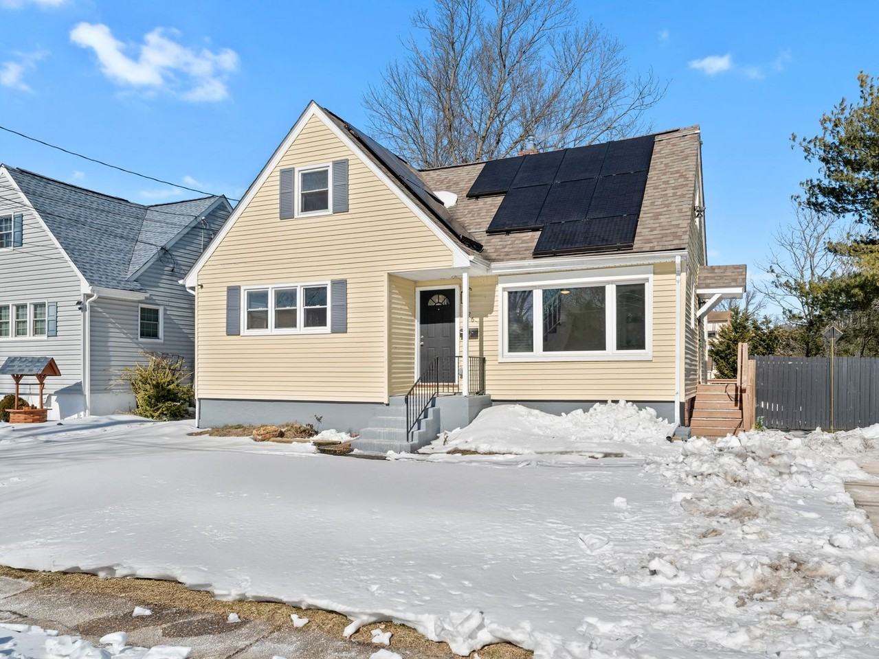 326 Driscoll Ave - Photo 7 of 15