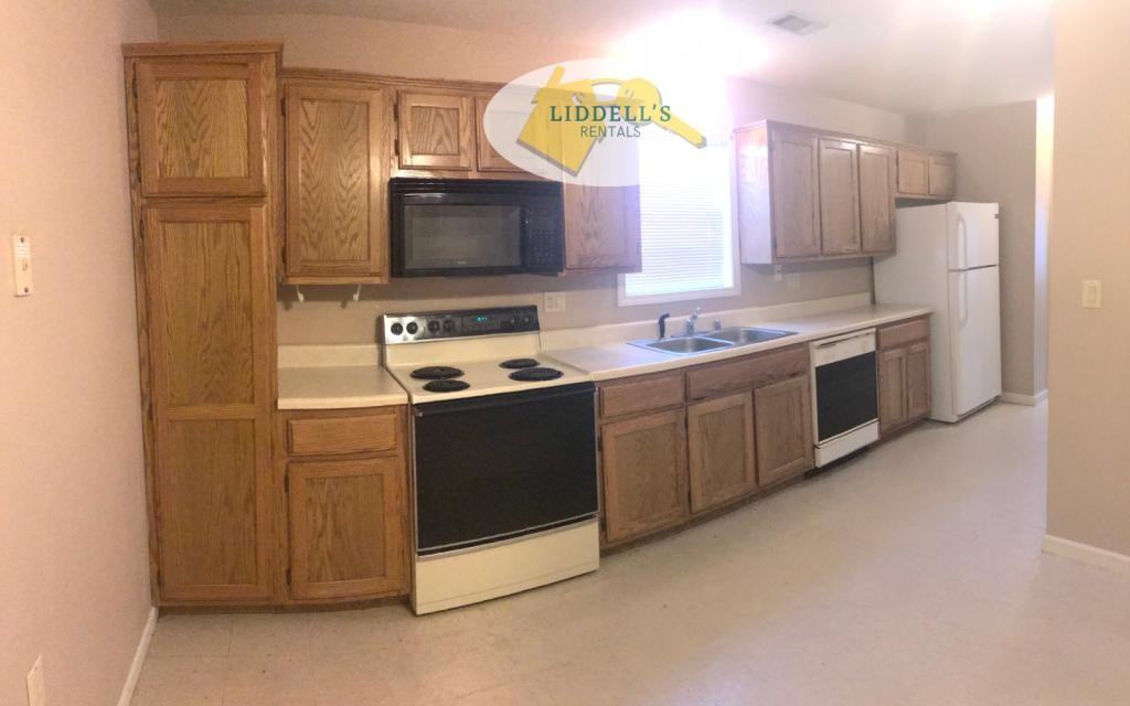 1917 Mockingbird Ln #3 - Photo 3 of 14