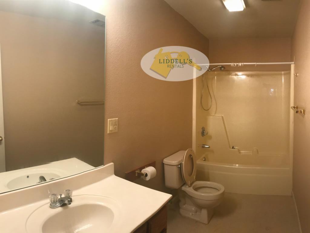 1917 Mockingbird Ln #3 - Photo 7 of 14