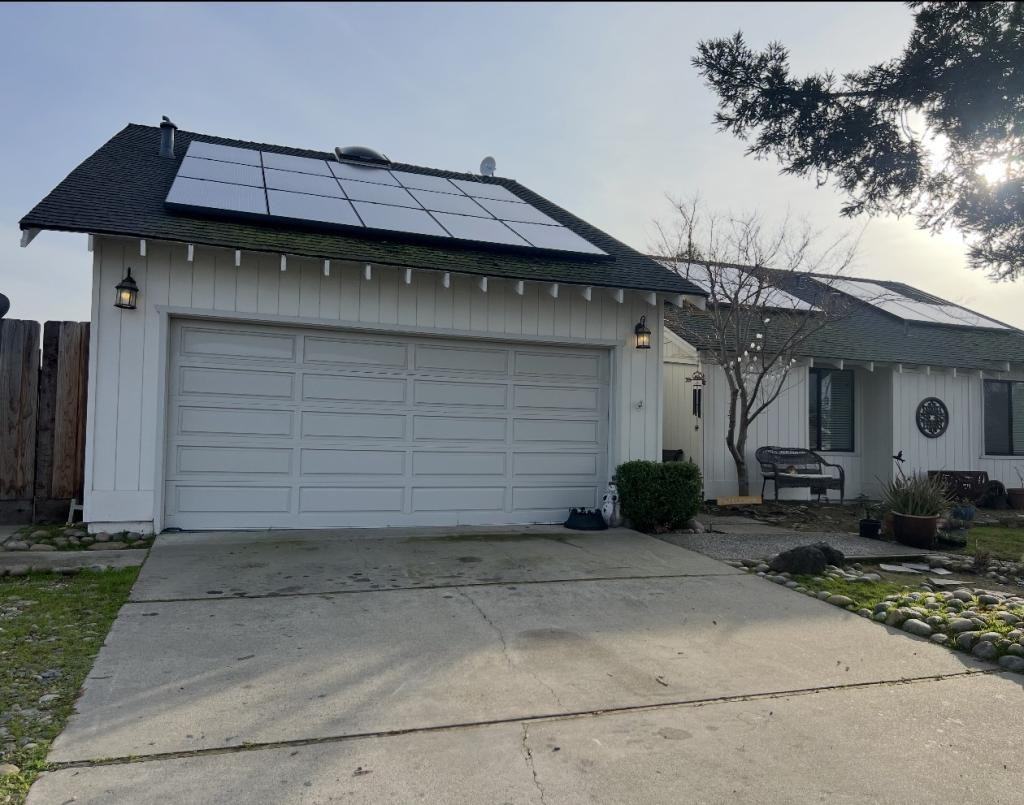 1953 Sunset Ct - Photo 2 of 20