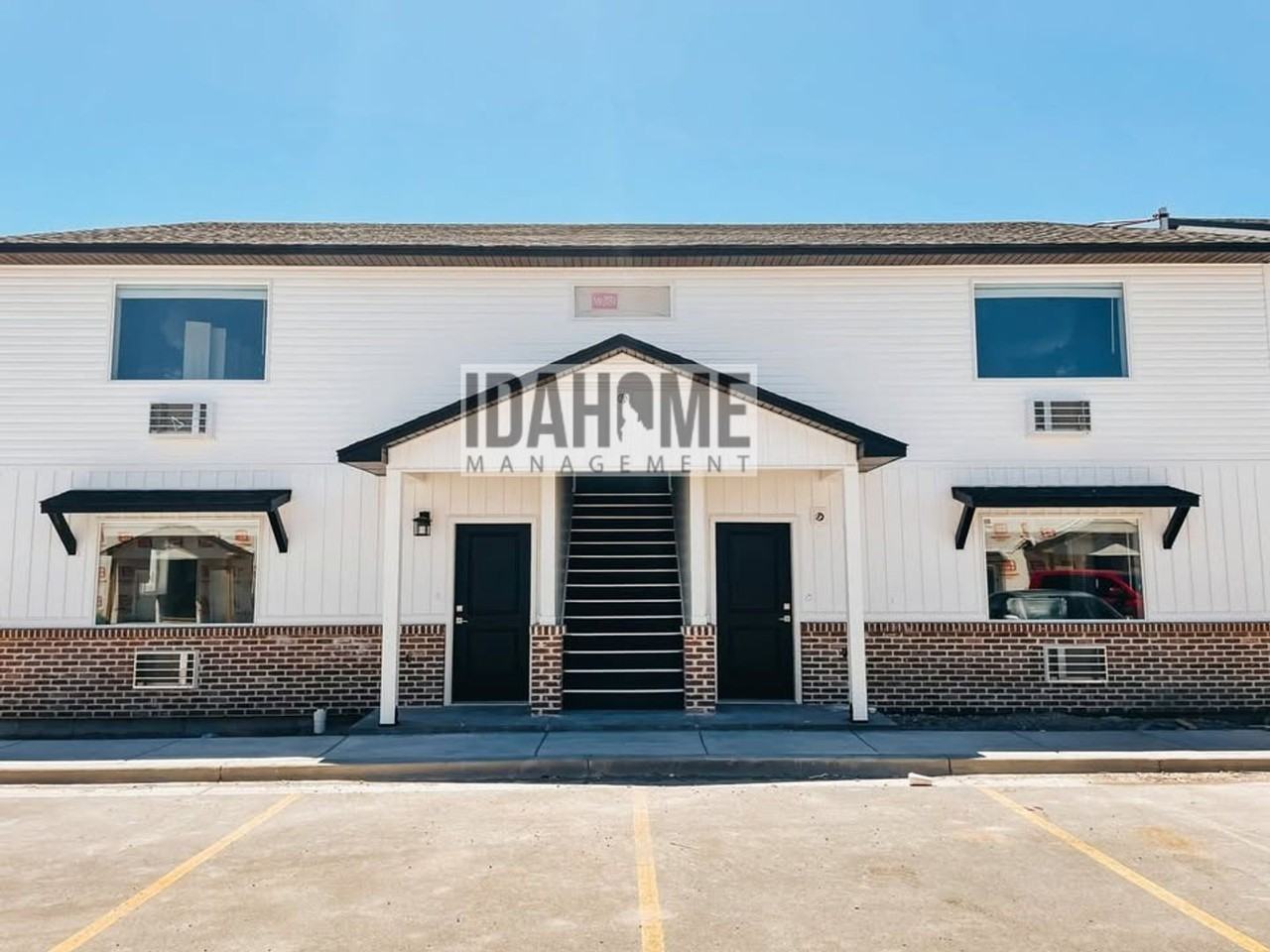 1274 Sawtooth St - Photo 6 of 6