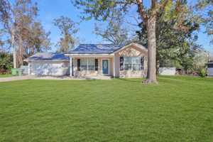 featured image of 712 S 6th St