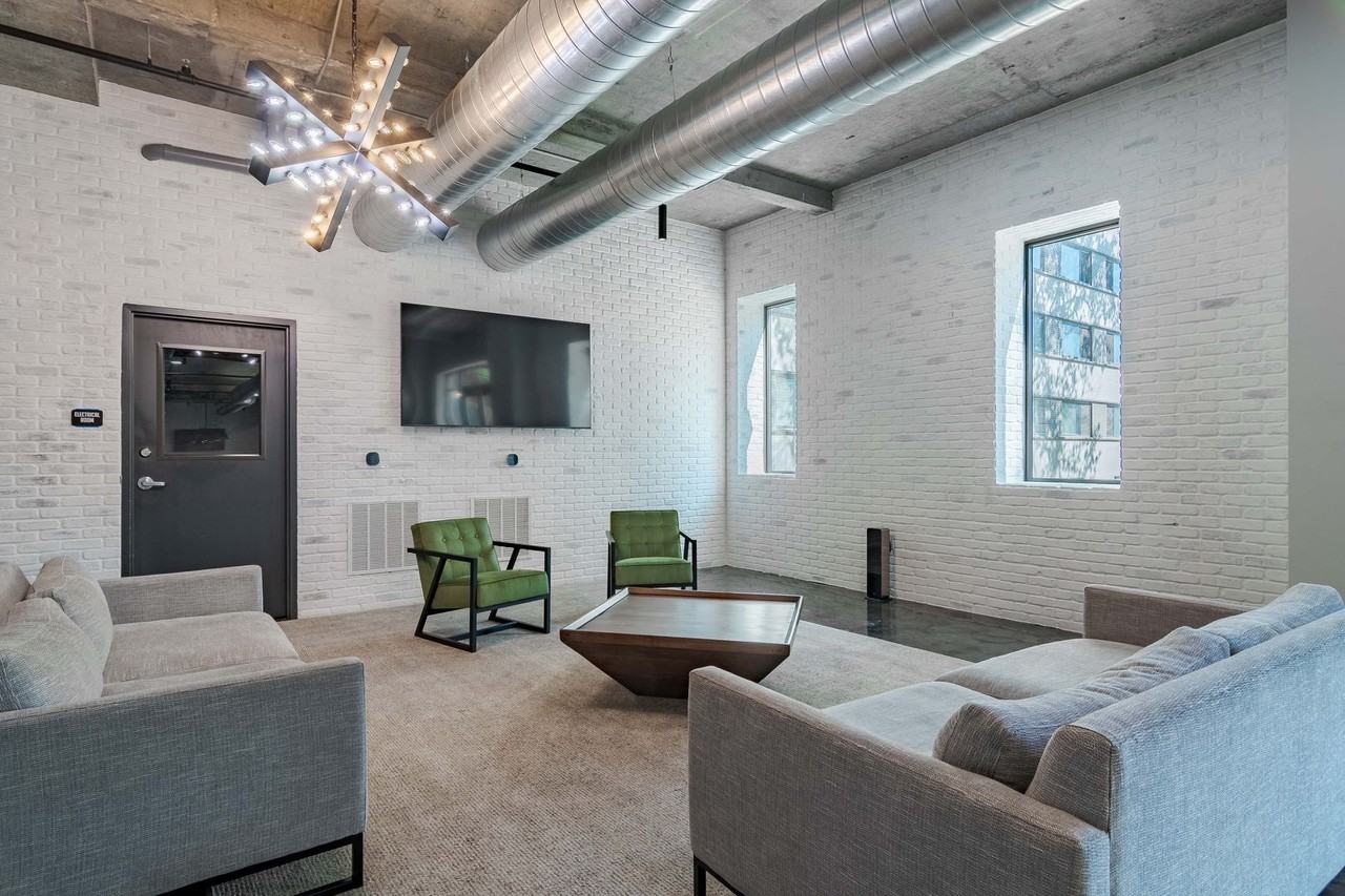 Lofts at Twenty25 - Photo 7 of 50